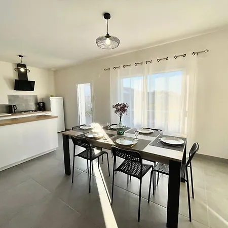 Maison Neuve 2 - à Pied Du Centre-bourg - Fr-1-231-345 Hébergement de vacances *