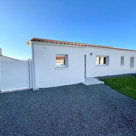 Maison Neuve 2 - A Pied Du Centre-bourg - Fr-1-231-345 *
