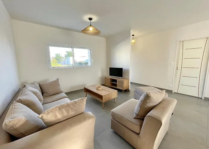 Hébergement de vacances Maison Neuve 2 - à Pied Du Centre-bourg - Fr-1-231-345