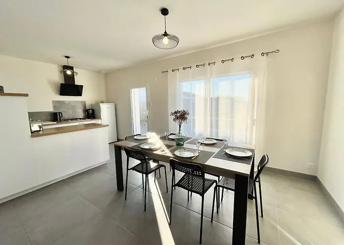 Maison Neuve 2 - A Pied Du Centre-bourg - Fr-1-231-345 Holiday home *